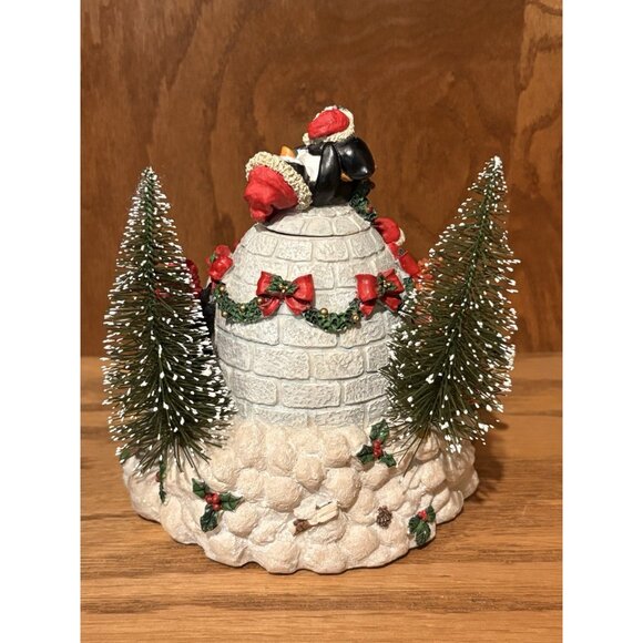 San Francisco Music Box Co. Christmas Penguins Fun In Snow Igloo Vintage Works! - Picture 3 of 9